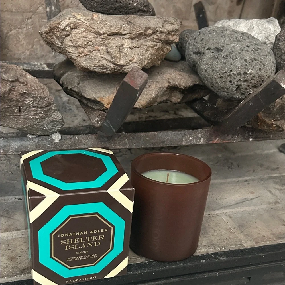 Rare Jonathan Adler Shelter Island Scented Candle - Brown. Ocean scented